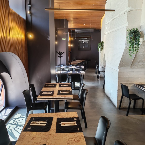 Dentro do restaurante
