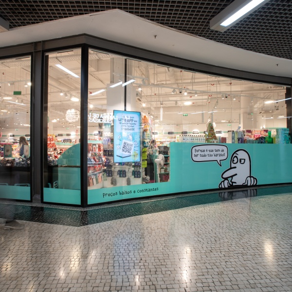 Entrada lateral esquerda